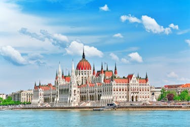 River Cruises Collection: Budapest City Tour